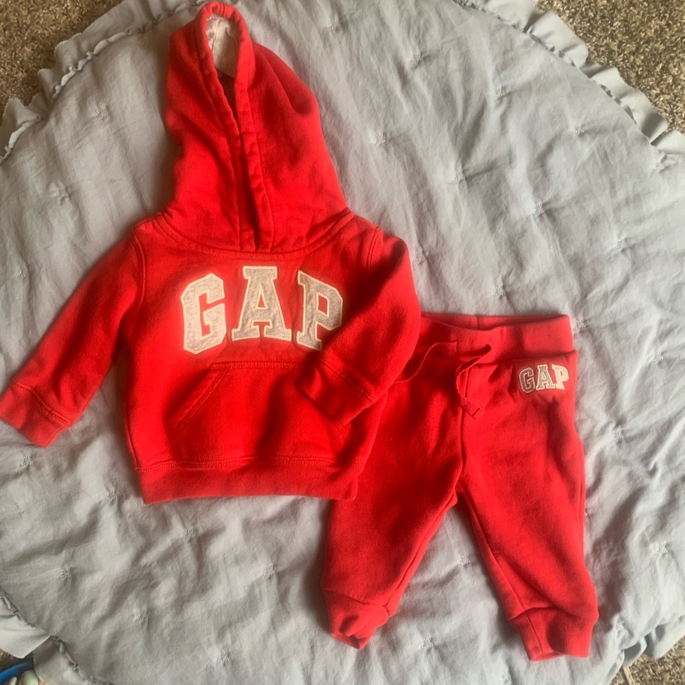 Baby Gap Sweatsuit